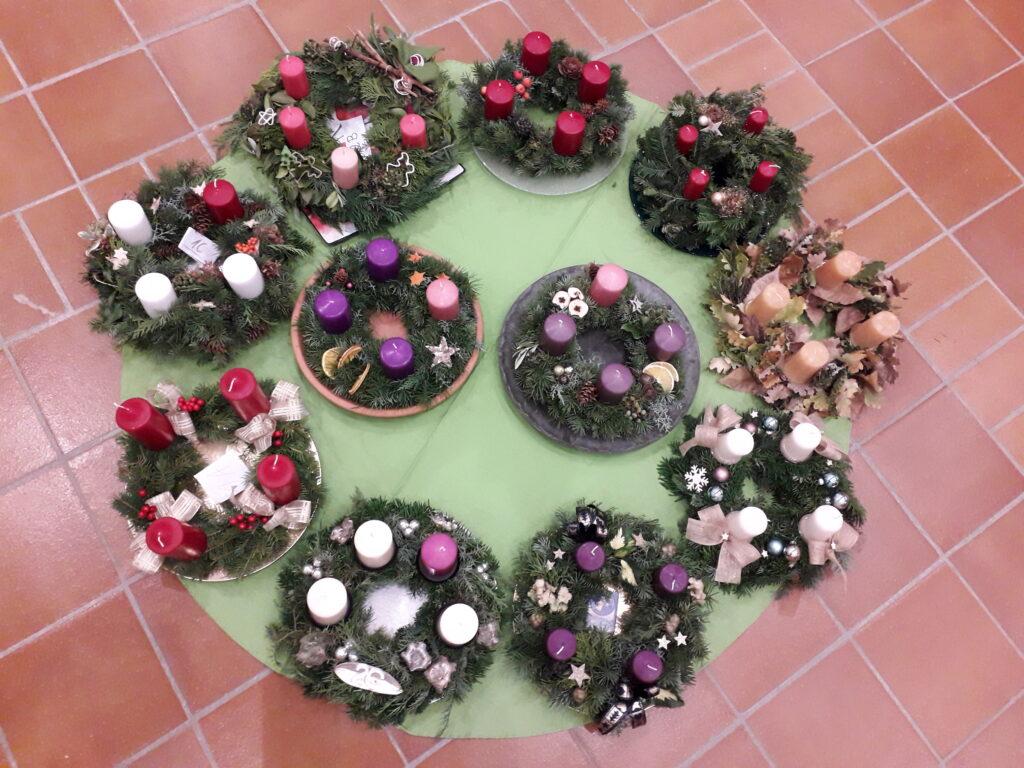 Adventskranzsegnung in der Mittelschule Kaltern